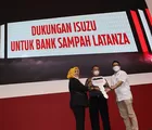 Kendaraan Ramah Lingkungan untuk Operasional Bank Sampah di Karawang