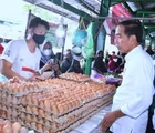 Presiden Jokowi Sidak Minyak Goreng Dan Bahan Pangan Di Pasar Tenguyun, Tarakan, Kalimantan Utara Ini Hasilnya