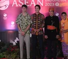 Gala Dinner KTT ASEAN, Presiden dan Ibu Iriana Tampil dalam Busana Tradisional Adat Betawi