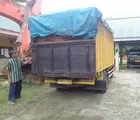 Satu Truk Bermuatan Kayu dari Sumbar Ditangkap Polhut Riau