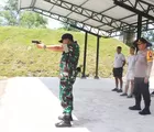 Danyonif 132/BS dan Kapolres Kampar Gelar Latihan Menembak