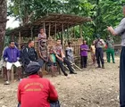 Brimob Polda Riau dan Polres Silaturrahmi Bersama Masyarakat Distrik Dekai