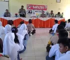 Polsek Ukui Sosialisasi Bahaya Narkoba ke SMKN 1 Ukui