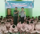 Babinsa dan Bhabinkamtibmas Siakhulu Ajak Pelajar Jauhi Narkoba