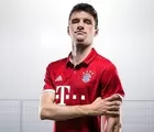 Merah Berkerah a la Kostum Baru Bayern Munich