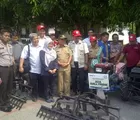 Bupati Pelalawan Serahkan 9 Hand Tractor Bantuan PT RAPP kepada 9 Desa Bebas Api