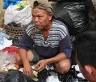 Bripka Seladi, Polisi yang Merangkap Pemulung Sejak 2006