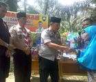 Kapolsek Tenayan Raya Bantu Petani