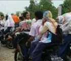 Ini Cara Siswi SMP Mandau Merayakan Kelulusan