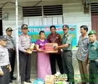 Koramil dan Polsek Siakhulu Bantu Warga Kurang Mampu