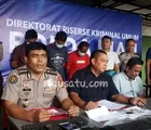 Polda Riau Amankan Tiga Terduga Pemain Judi Online Warnet