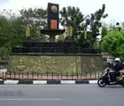 Tugu Adipura di Pekanbaru Rusak Akibat Lempengan Dicuri   