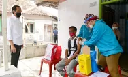 Disaksikan Jokowi, Ini Ungkapan Warga Pengampaan Kota Cirebon Saat Vaksinasi