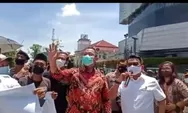 Detik-detik Moeldoko dan Wali Kota Semarang Diusir dari Aksi Kamisan Semarang