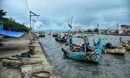 Terekam Video Amatir, Detik-detik Tambak Lorok Semarang Diterjang Angin Kencang, Kapal Nelayan  Rusak