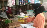 Belum Ada Operasi Pasar, Pedagang di Batang Masih Jual Minyak Goreng dengan Harga Lama