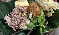Kuliner Pecel Sehat Mbak Ratna Demak, Pakai Nasi Merah dan 9 Jenis Sayuran