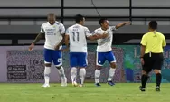Persib Bandung Kandaskan Persipura Jayapura Tiga Gol Tanpa Balas, Cetak Brace, Beckham Putra Tampil Cemerlang 