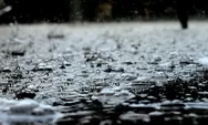 Prakiraan Cuaca Gresik Besok Selasa, 18 Oktober 2022: Hujan Sedang di Pagi Hari
