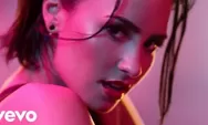 Lirik Lagu Demi Lovato ‘Cool for the Summer’ yang Sedang Viral di TikTok