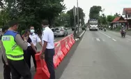 Sejumlah Titik di Pantura Kendal Mulai Dipasang Barikade, Cegah Kendaraan Putar Arah