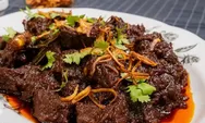 Resep semur daging yang menjadi favorit keluarga, mudah bisa kalian coba masak di rumah loh
