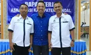 Serahkan SK untuk Ketua Askab PSSI Kendal, Ini Pesan Yoyok Sukawi