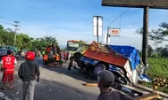 Truk Angkut Kelapa Seruduk Motor di Jalan Lingkar Salatiga, 3 Orang Meninggal