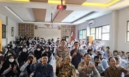 Ceramah di SMP PCI, Kapolresta Kota Bandung: Akan Lahir Dari Sekolah Ini Generasi Emas