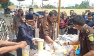 Kejari Kota Cirebon Musnahkan Barang Bukti Narkoba Jenis Sabu-Sabu, Ganja hingga Tembakau Gorilla