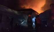 99 Personil Damkar Turun, Gudang Tripleks Di Bandung Kebakaran Tidak Padam Hingga 12 Jam