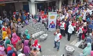 Aksi merawat sumbu filosofi 'Bank Sampah Jogja Heboh 2', lenggak-lenggok bawa poster Jogja darurat sampah
