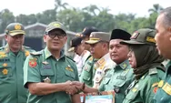 Aip Syaripudin Sabet Penghargaan Desa Terbaik Dalam Penyelenggaraan Satlinmas Terbaik