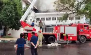 Balai Kota Bandung terbakar, 9 unit mobil Damkar diterjunkan