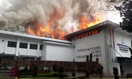 Detik-detik Balai Kota Bandung dilalap jago merah. Walikota Bandung Yana Mulyana ikut panik
