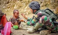 Momen Kebersamaan Satgas Yonif Raider Dengan Anak di Papua