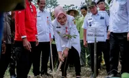 Agar Alam Terus Jadi Sahabat, Bupati Grobogan Ikut Hijaukan Waduk Simo, Peringati Hari Menanam Pohon Indonesia