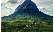 Sejarah Wisata Alam ‘Bukit Kelam’ Kalimantan Barat, Terdapat Batu Terbesar Dunia yang Ada di Indonesia Lho!