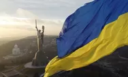 Sejarah dan makna bendera Ukraina, warnanya pernah terbalik              