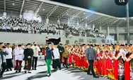 Bersarung hijau, Presiden Joko Widodo hadiri Festival Tradisi Islam Nusantara . Rangkaian satu abad NU
