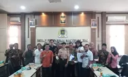 Polemik pendidikan pembalap MOTO 3 Junior GP Fadillah Arbi Aditama di SMAN 1 Purworejo berakhir manis