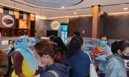 Holland Bakery Menjadi Tren Saat Di Serbu Warga Yang Sedang Berburu Diskon 45 Persen