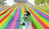 Sangat Digandrungi! Inilah Suasana yang Didapatkan Ketika di Wisata Rainbow Slide Floating Market Lembang