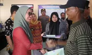 Pembudidaya Ikan di Tanalili Terima Sertifikasi Hak Atas Tanah dari Pemda Luwu Utara