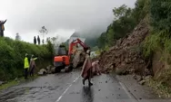 Jalur Tawangmangu-Magetan terputus, evakuasi longsoran terhenti karena terkendala cuaca
