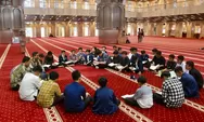 Secara Spontan, Menungggu Waktu Sholat Maghrib, 110 Siswa SMP PCI Tilawah Ayat Al Quran di Masjid Istiqlal
