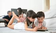 Simak! Berikut Ini Cara Mencegah Dampak Buruk Gadget Pada Anak