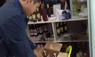 Waduh! Ramadhan Hari Pertama, Polisi di Bogor Sita Ratusan Miras di Satu Toko