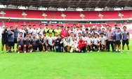 Presiden Jokowi kunjungi Timnas U20 di Stadion GBK: Jangan patah semangat!