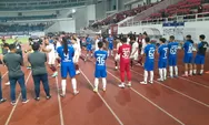 Penghormatan kepada sang Juara Liga 1, PSIS Semarang Beri Guard of Honour untuk PSM Makassar